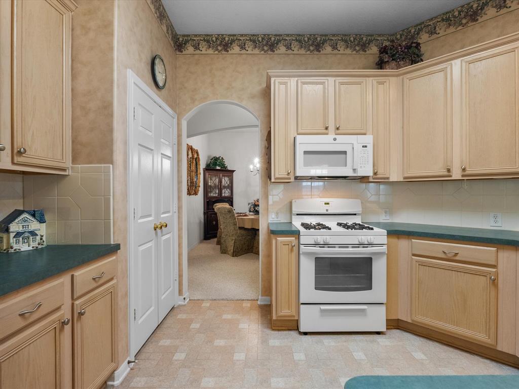 332 Spencer Landing, La Porte, Texas image 14