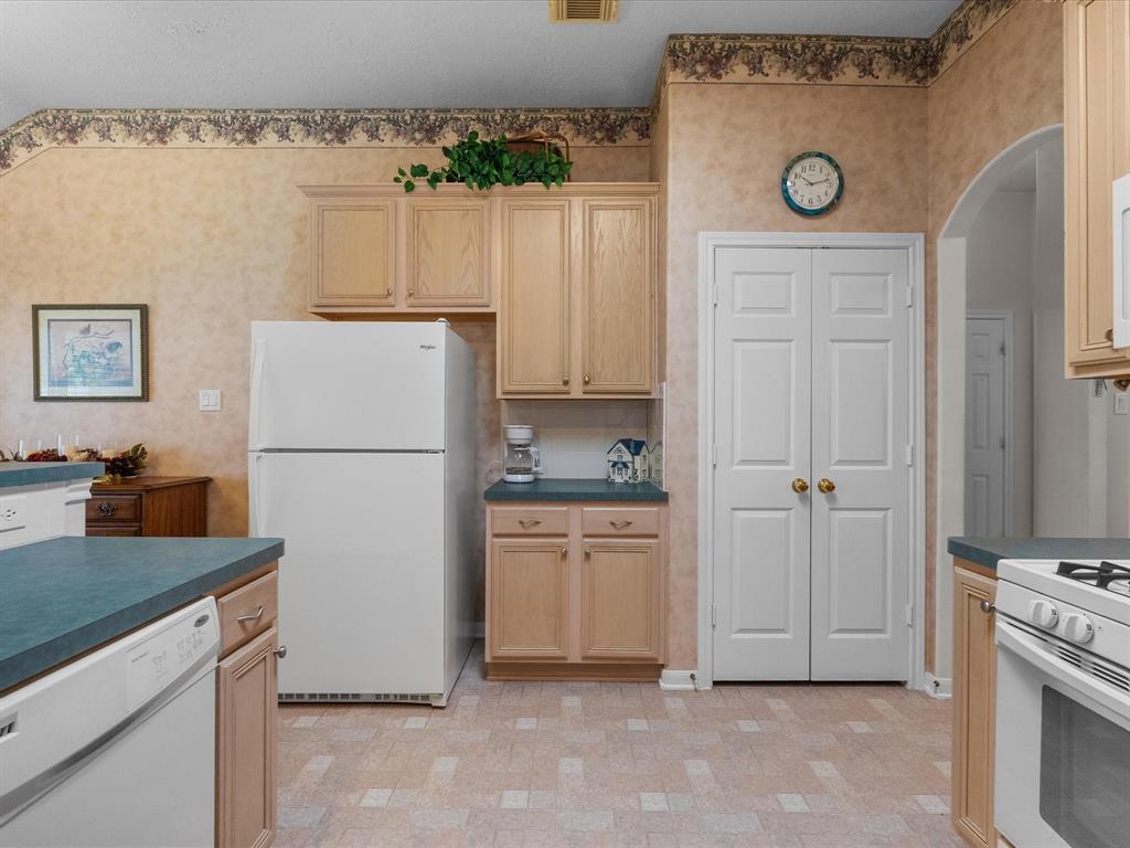 332 Spencer Landing, La Porte, Texas image 13