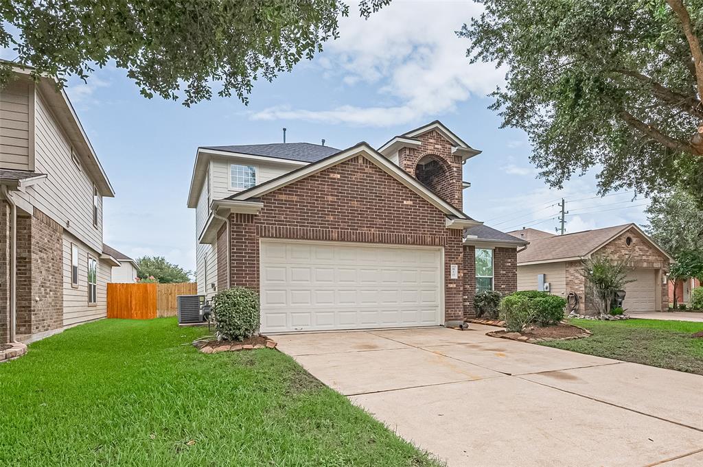 810 Dracena Court