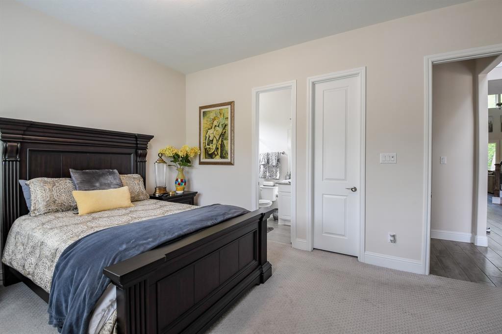 9411 Plaza Point Drive, Missouri City, Texas image 14