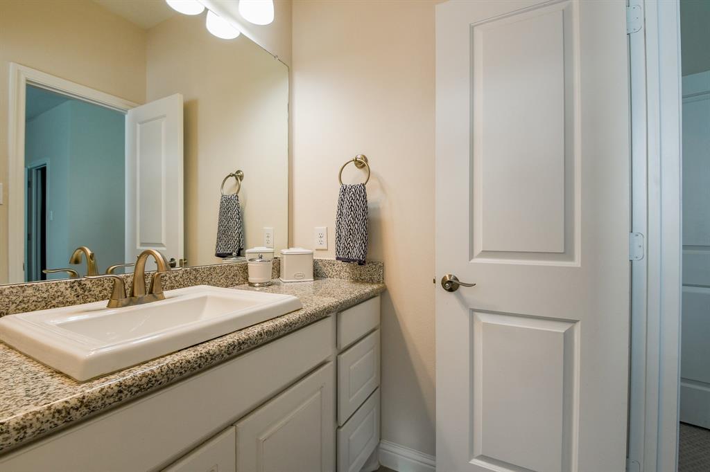 9411 Plaza Point Drive, Missouri City, Texas image 39