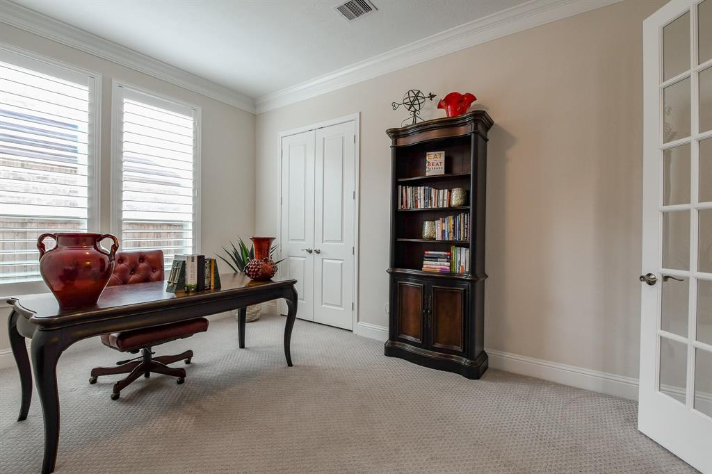9411 Plaza Point Drive, Missouri City, Texas image 10