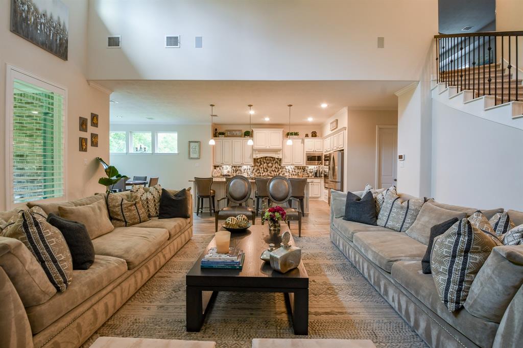 9411 Plaza Point Drive, Missouri City, Texas image 16
