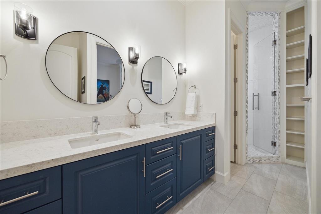 800 N 2nd Street, Bellaire, Texas image 37