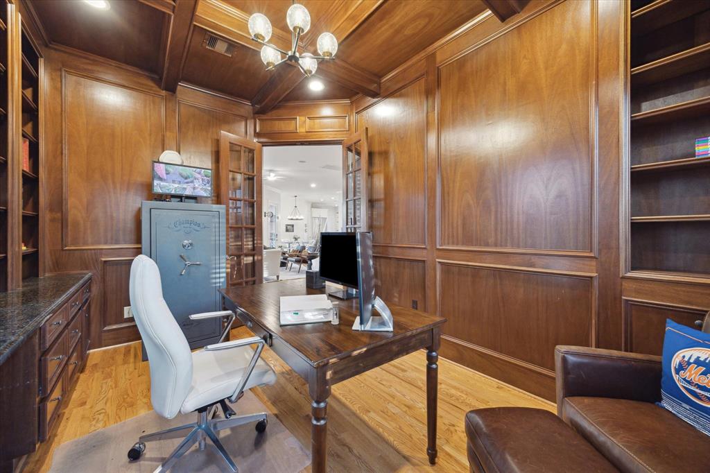 800 N 2nd Street, Bellaire, Texas image 7