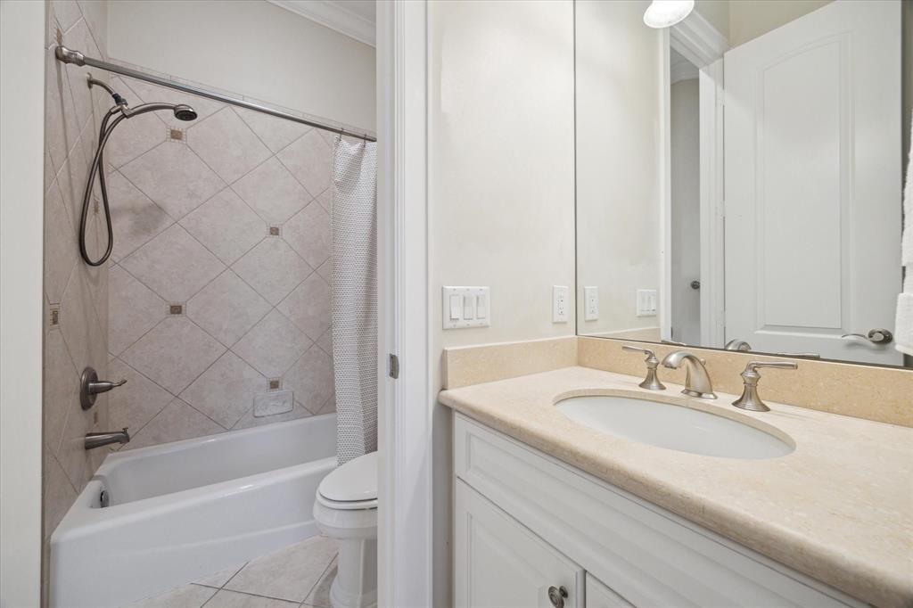 800 N 2nd Street, Bellaire, Texas image 34
