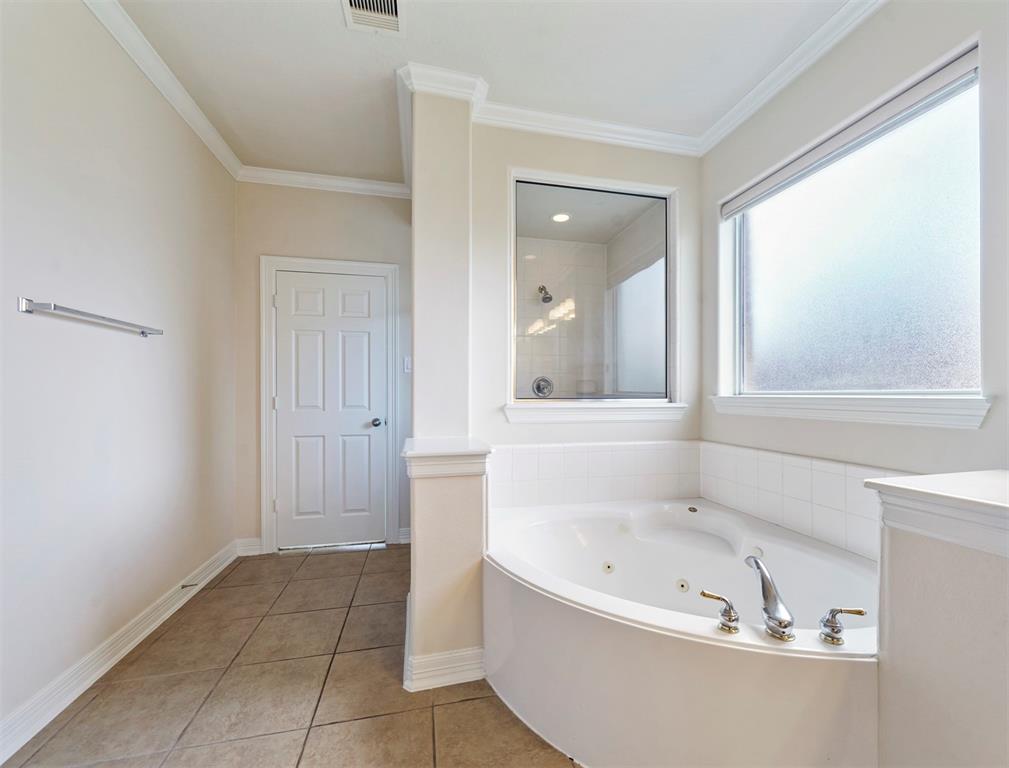 14414 Spring Mountain Drive, Tomball, Texas image 24