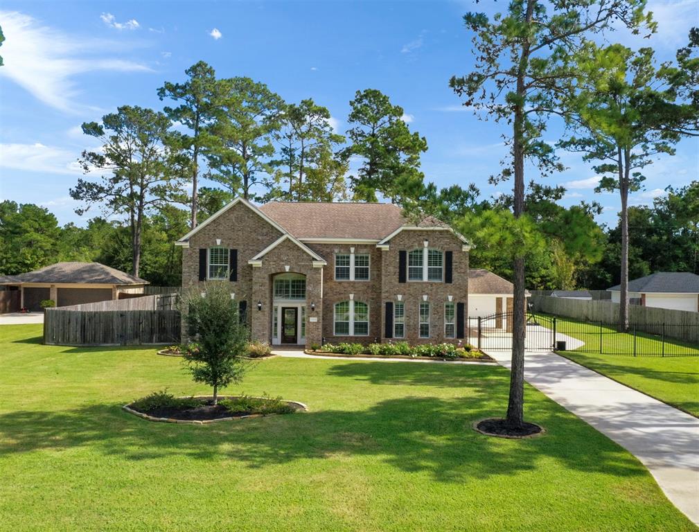 14414 Spring Mountain Drive, Tomball, Texas image 2