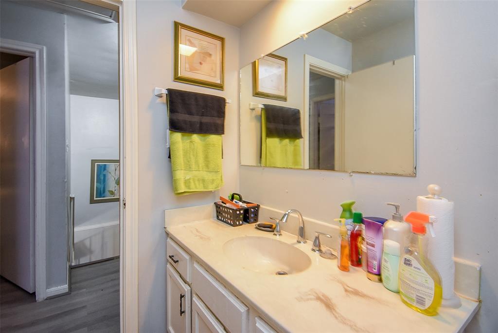 2924 Camelot Lane, Missouri City, Texas image 28