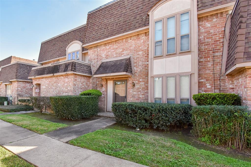 2924 Camelot Lane, Missouri City, Texas image 1