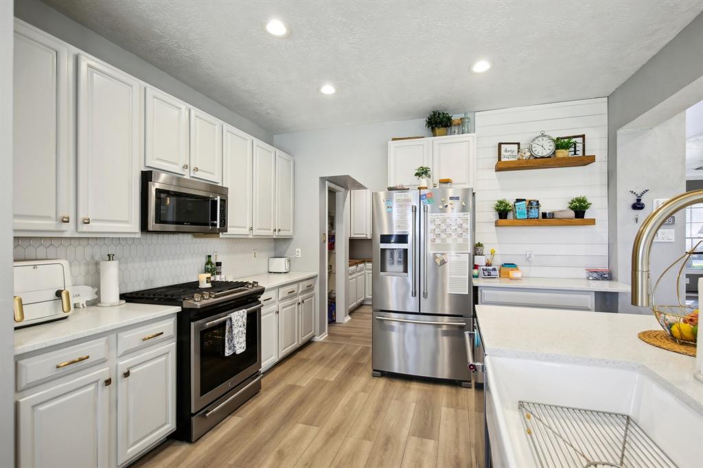 2518 Sand Bar Court, Seabrook, Texas image 8