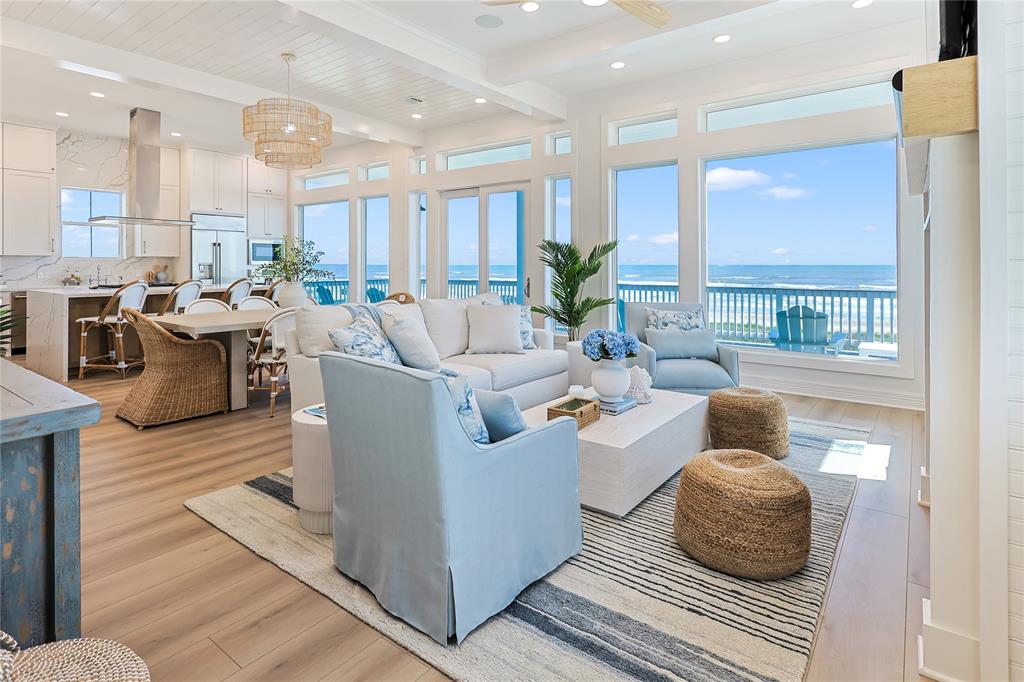 11367 Beachside Drive