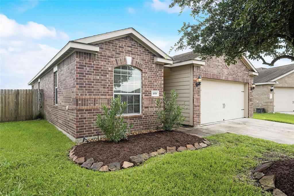 1858 Opal Peach Drive