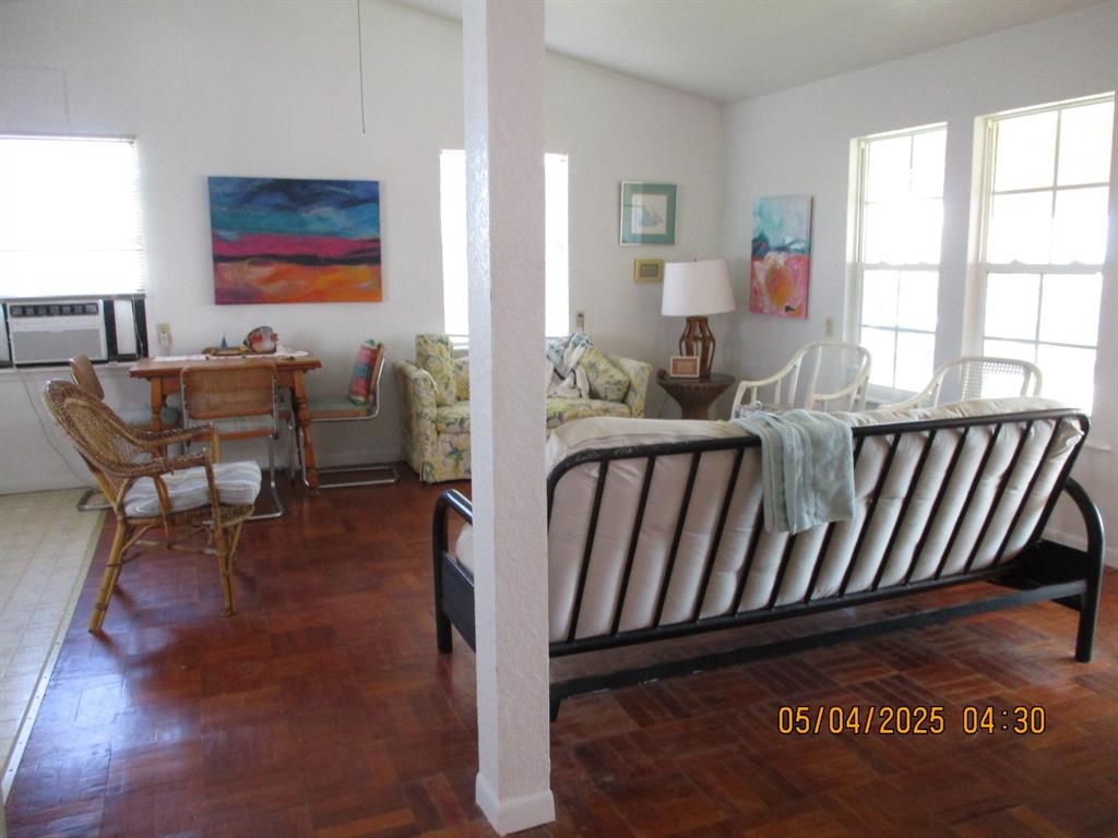 135 Yucca Avenue, Surfside Beach, Texas image 12