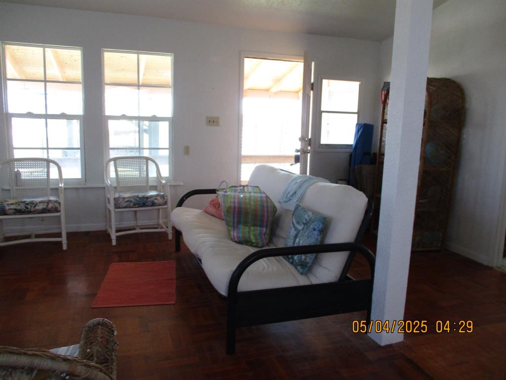 135 Yucca Avenue, Surfside Beach, Texas image 8