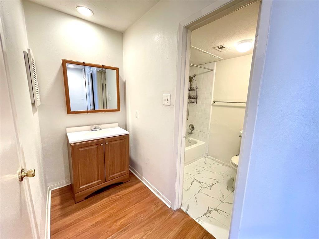 2100 Wilcrest Drive #123, Houston, Texas image 14