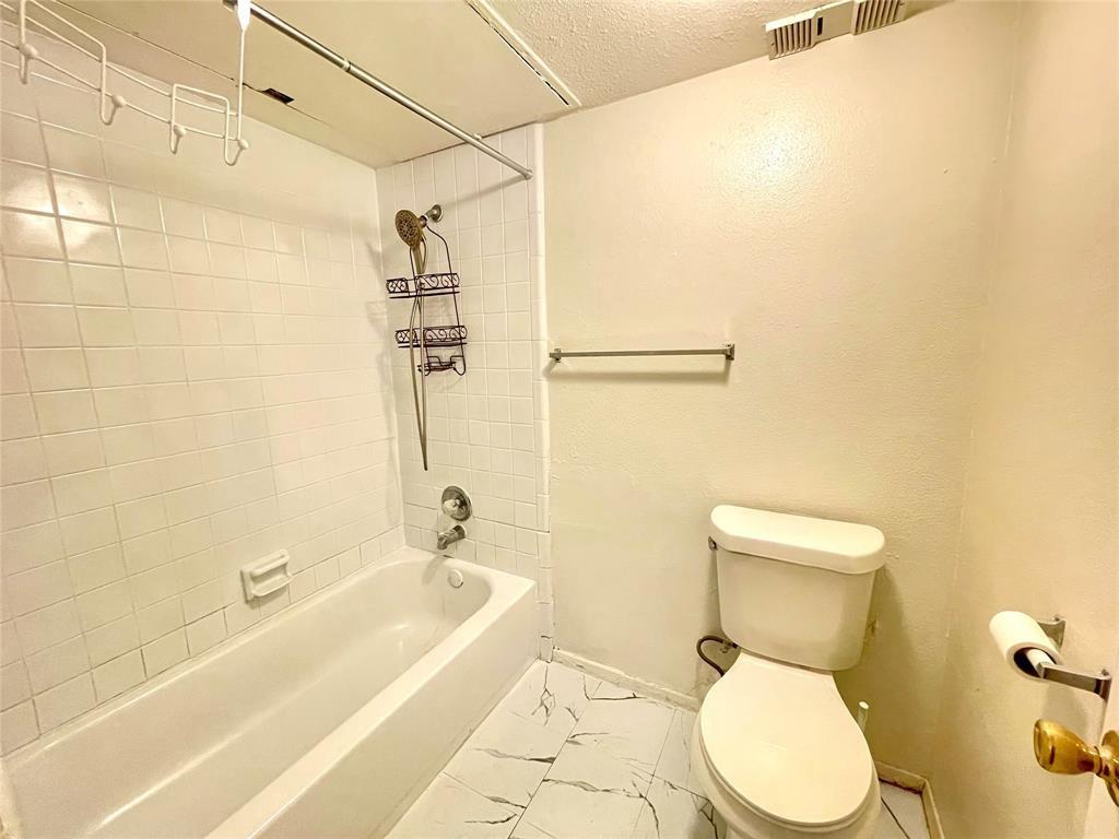 2100 Wilcrest Drive #123, Houston, Texas image 15