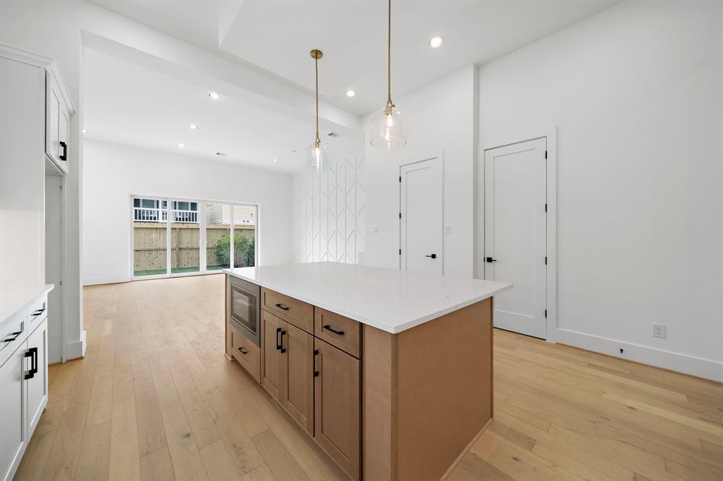 832 W 19th Street, Houston, Texas image 8