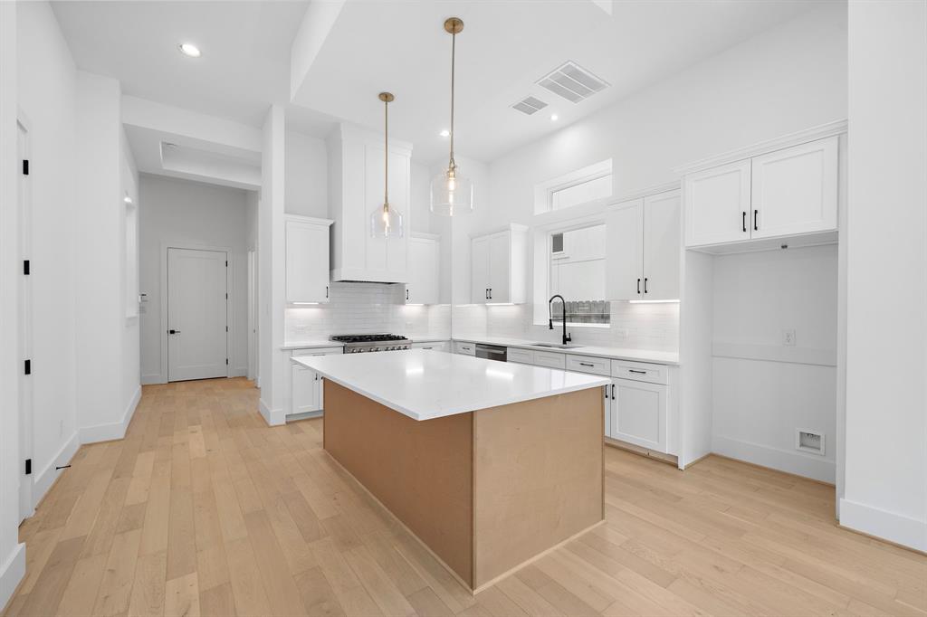 832 W 19th Street, Houston, Texas image 5