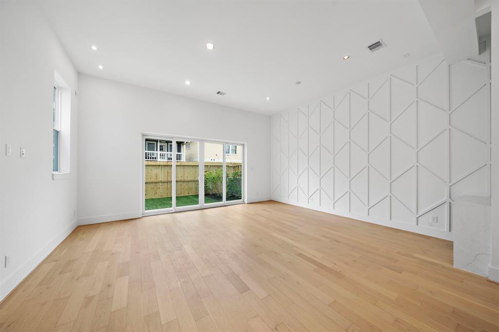 832 W 19th Street, Houston, Texas image 10