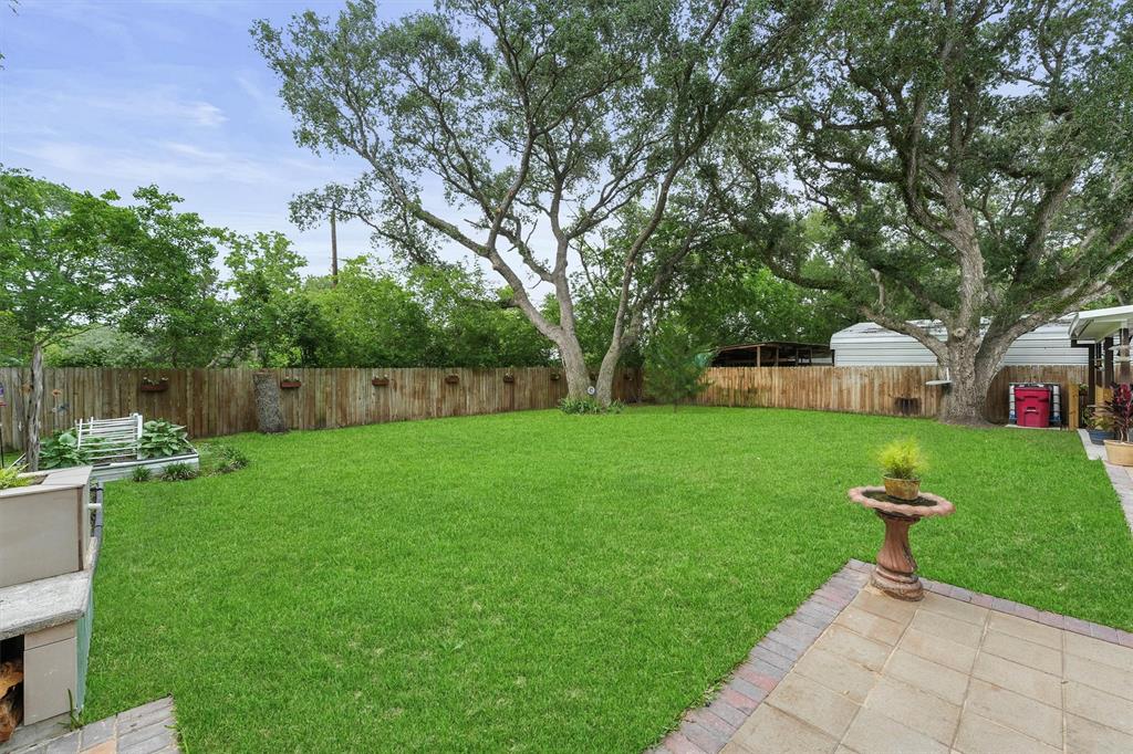 35 Bounty Street, Blessing, Texas image 30