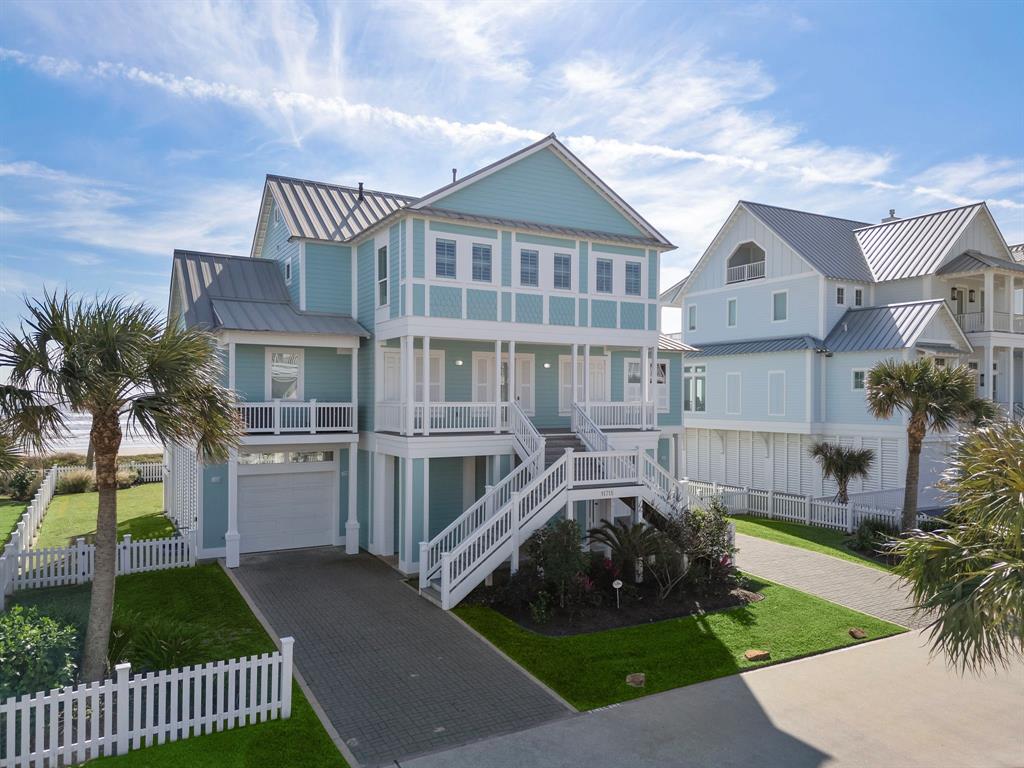 11715 Beachside