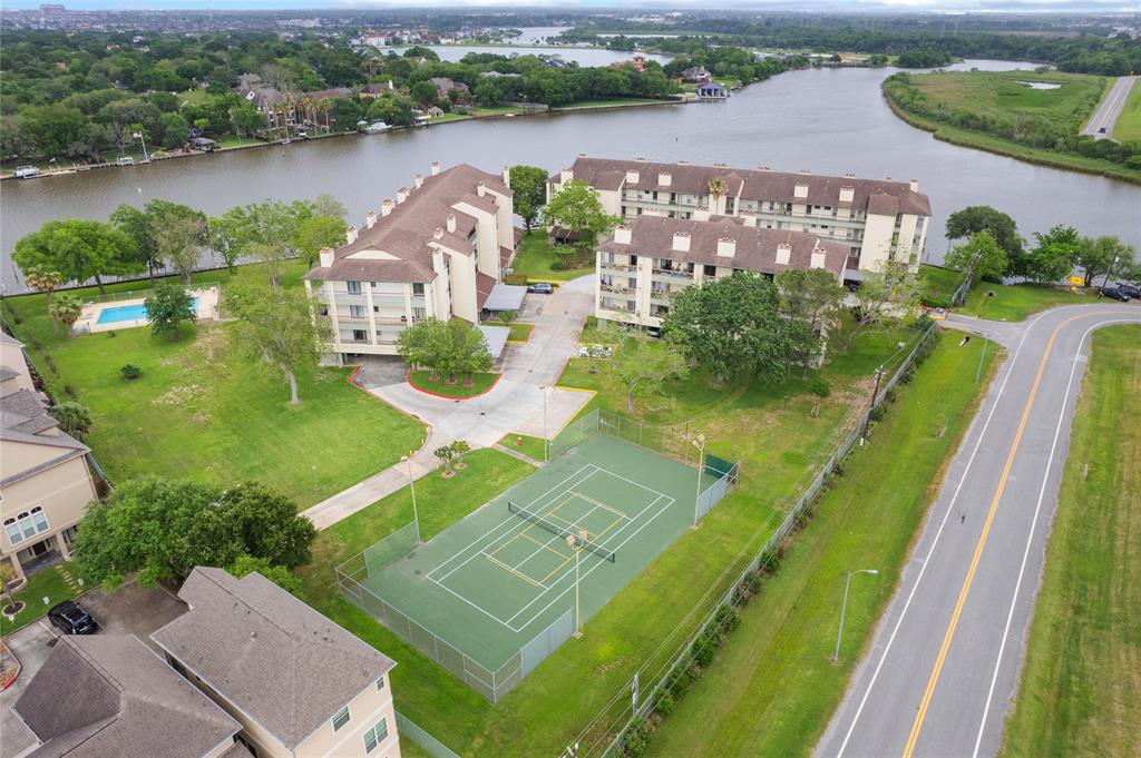 18809 Egret Bay Boulevard #327, Webster, Texas image 36