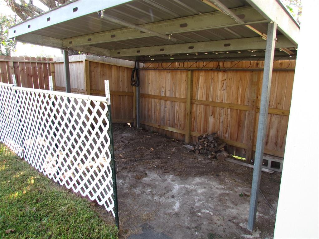 717 Academy Lane, Deer Park, Texas image 22