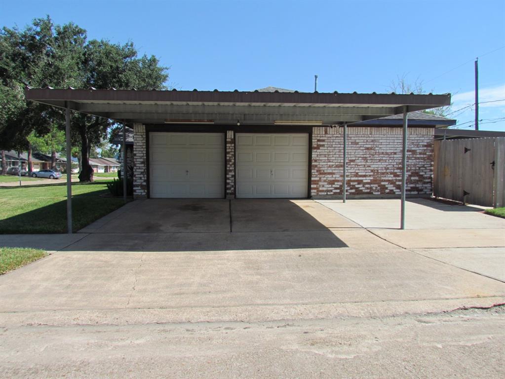 717 Academy Lane, Deer Park, Texas image 14