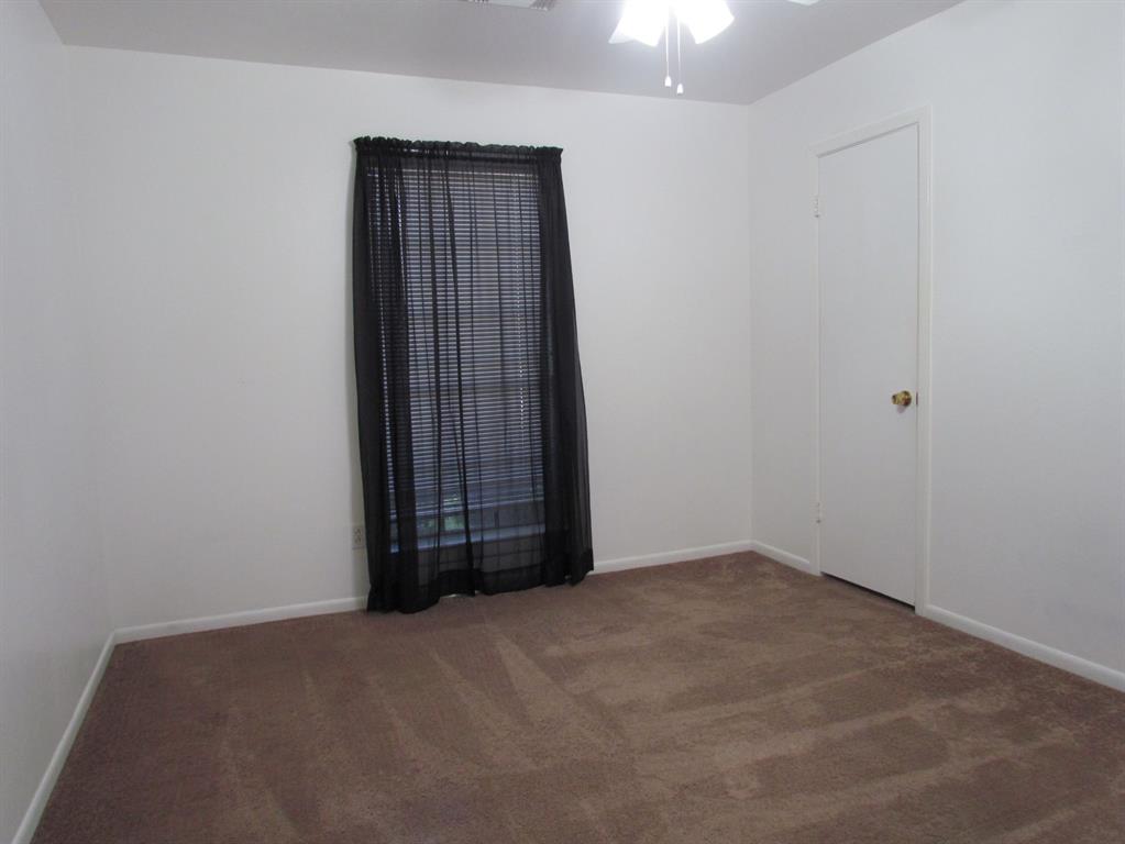 717 Academy Lane, Deer Park, Texas image 10