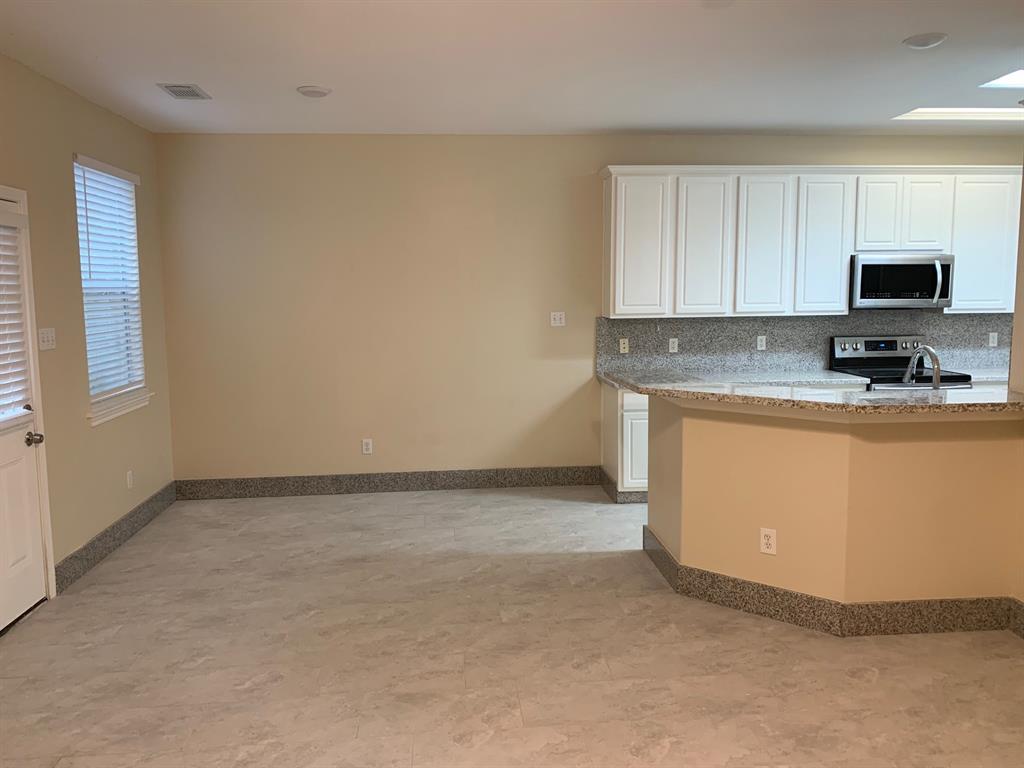 42 Blue Creek Place