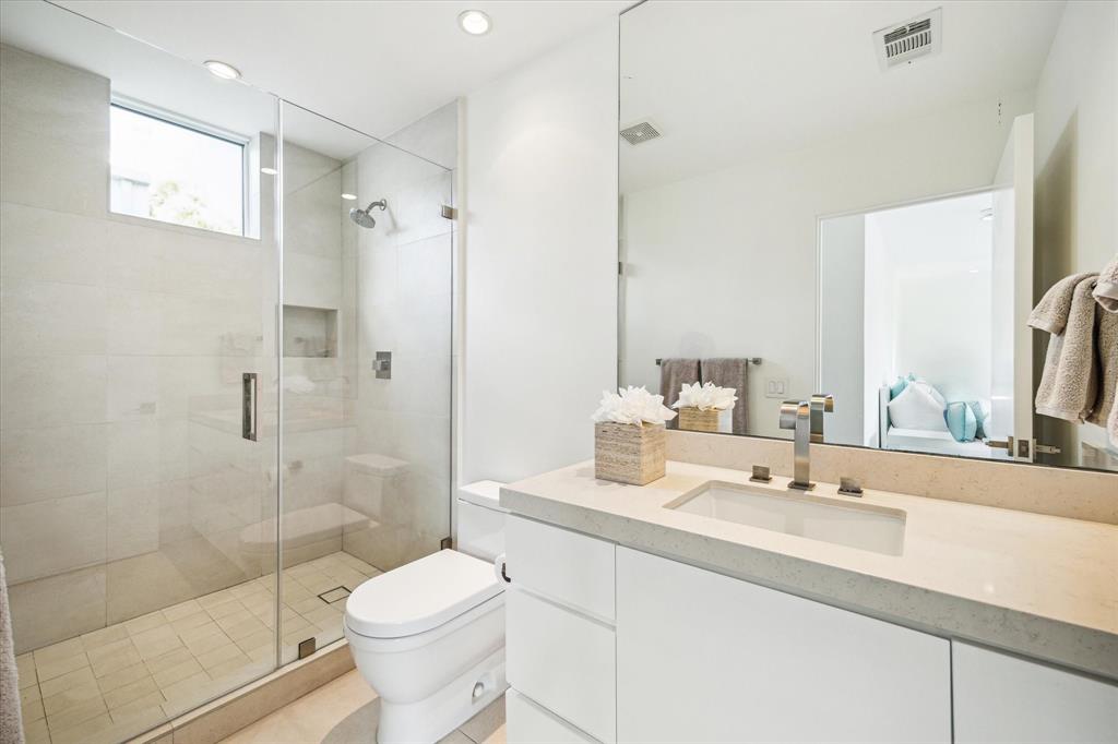 311 Brown Saddle Street, Houston, Texas image 39