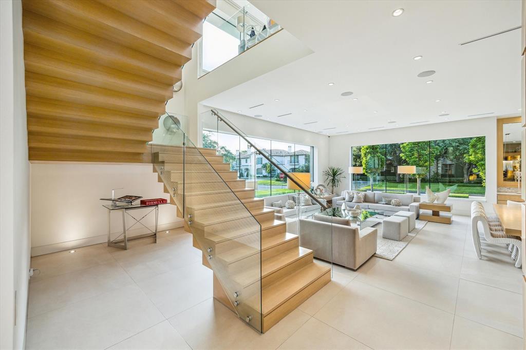 311 Brown Saddle Street, Houston, Texas image 13
