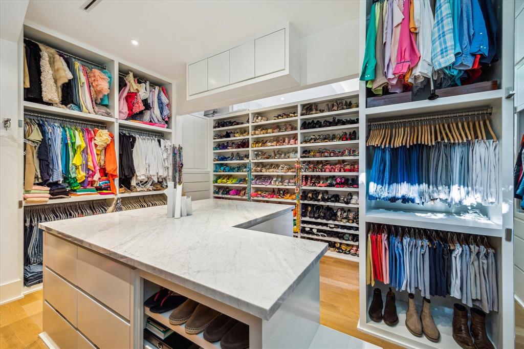 311 Brown Saddle Street, Houston, Texas image 26