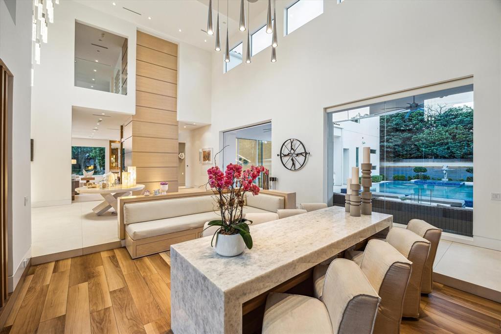 311 Brown Saddle Street, Houston, Texas image 10
