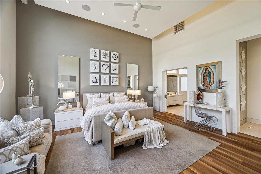 311 Brown Saddle Street, Houston, Texas image 22