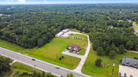 7839 Us Highway 190 W Livingston TX 77351