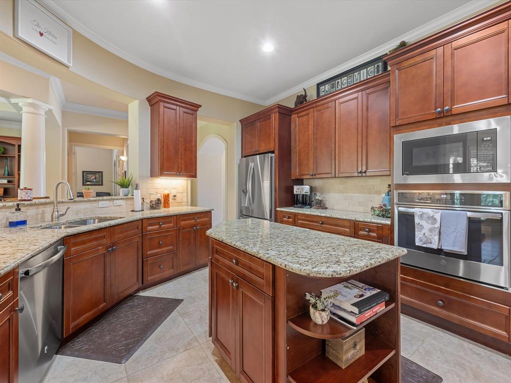 1323 Castle Combe Way Way, Humble, Texas image 10