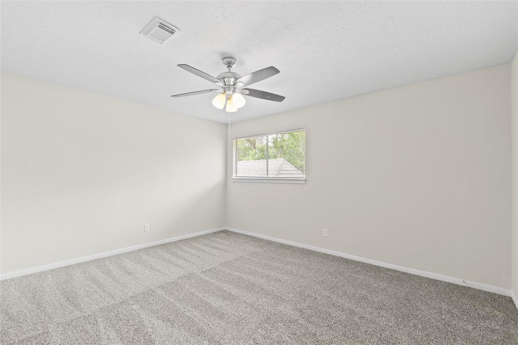 2115 Pine Manor Drive, Huffman, Texas image 19