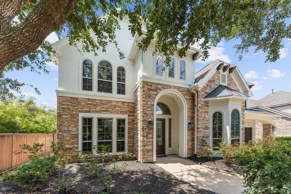 3 N Beech Springs Circle