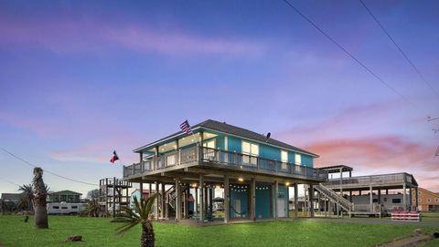 A home in Crystal Beach