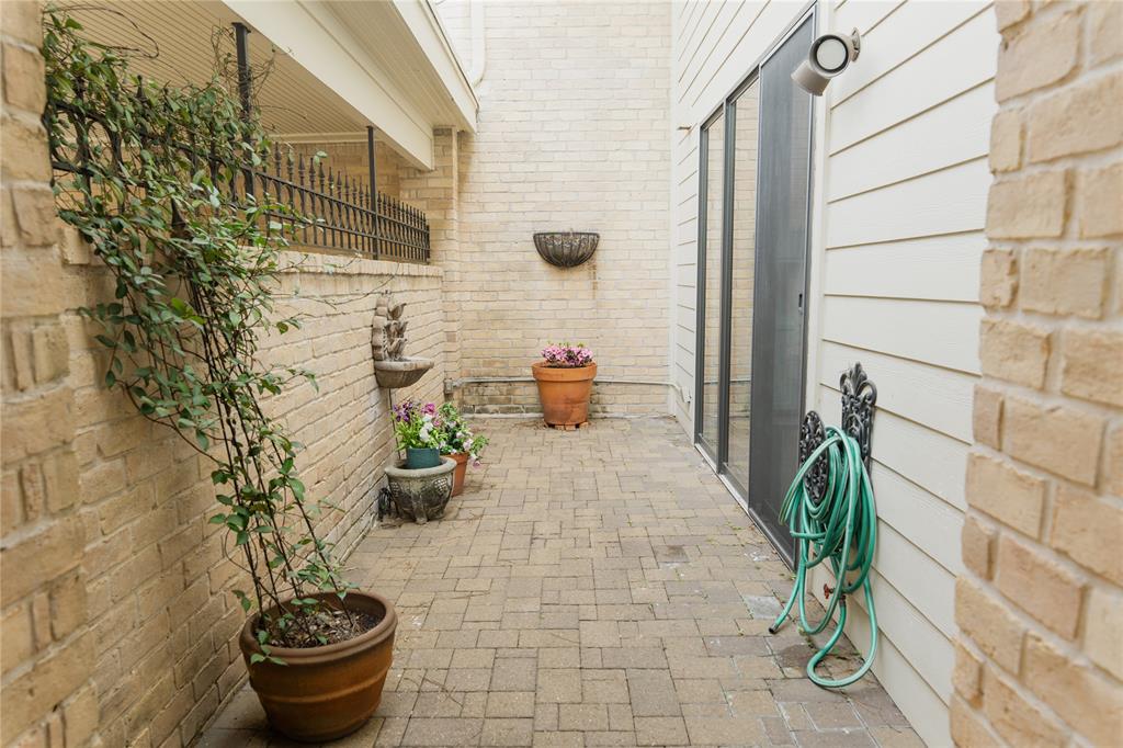 201 Vanderpool Lane #124, Houston, Texas image 4