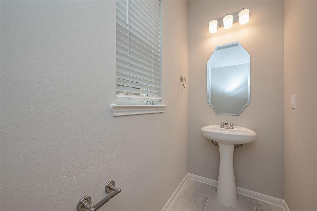 27327 Axis Deer Trail, Magnolia, Texas image 17