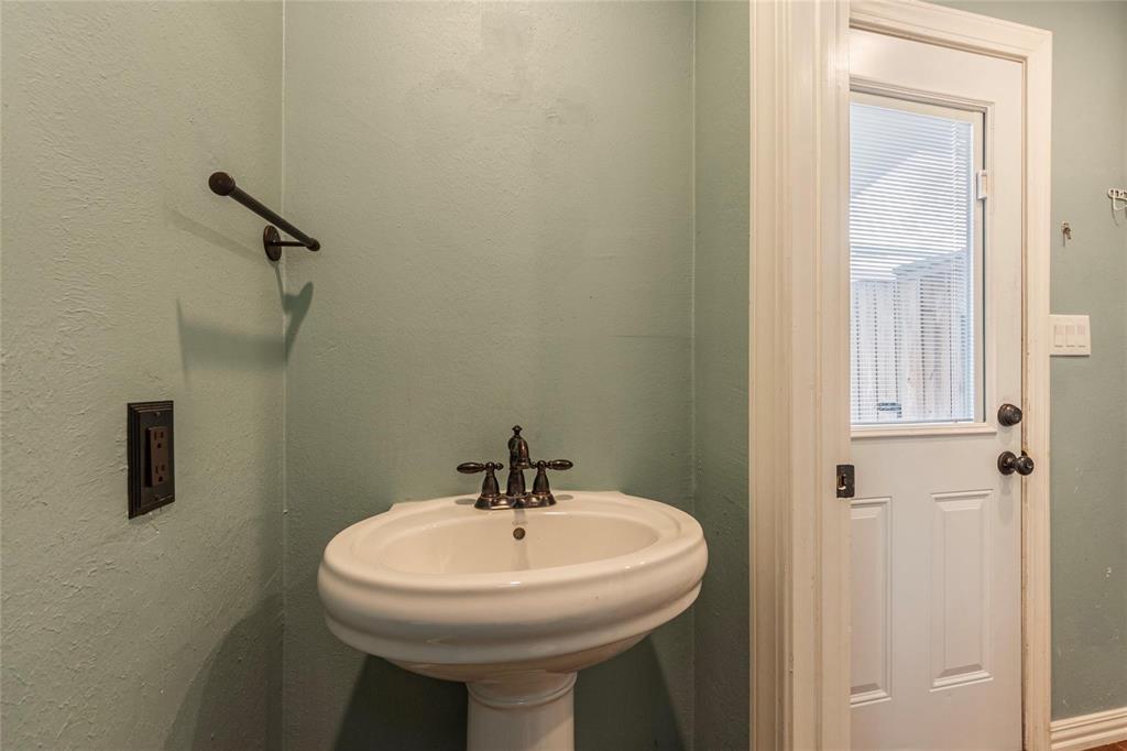3801 Trailwood Drive, Baytown, Texas image 20