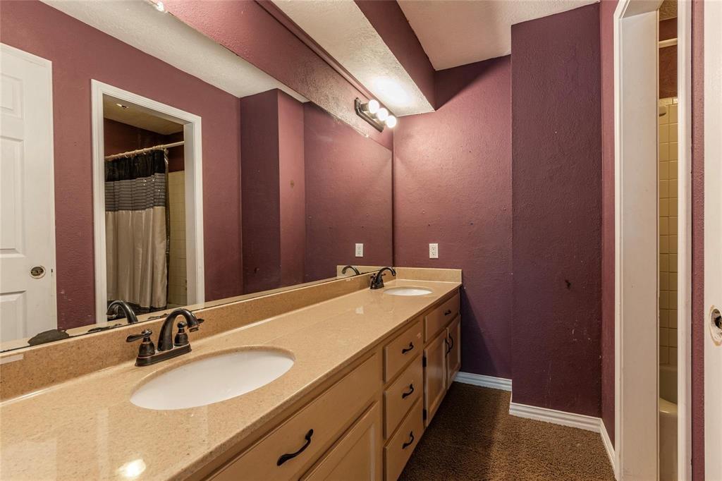 3801 Trailwood Drive, Baytown, Texas image 37