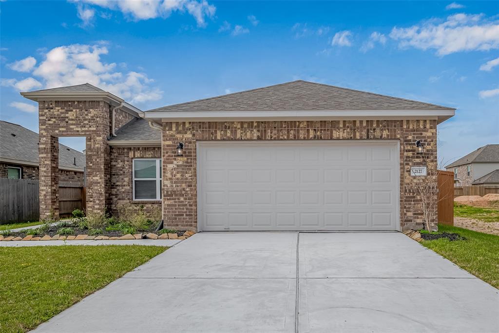 2127 Port Jackson, Texas City, Texas image 1