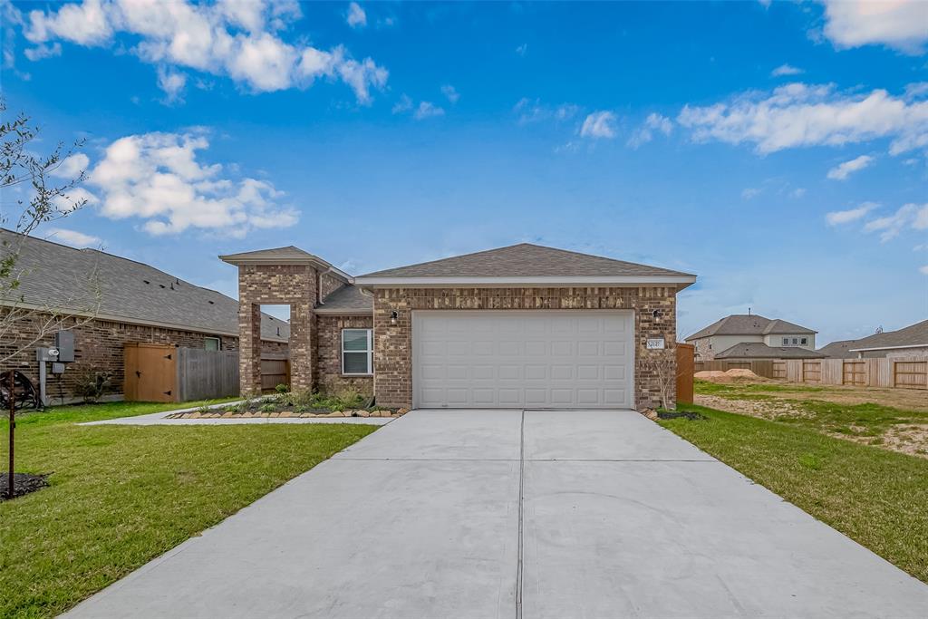 2127 Port Jackson, Texas City, Texas image 4