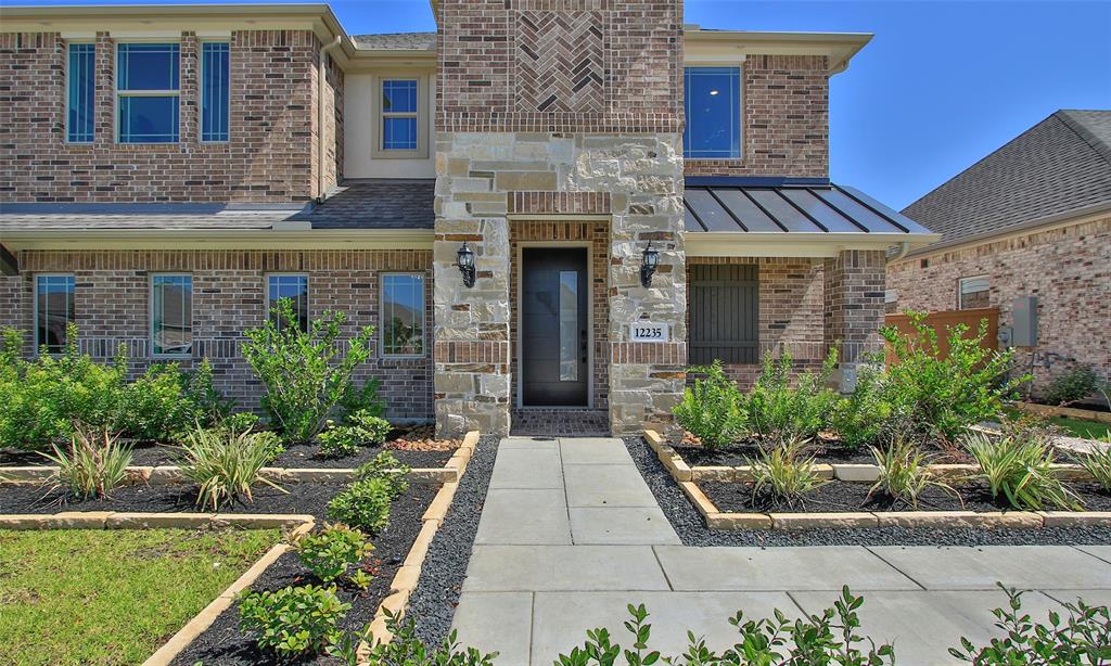 12235 English Mist Drive, Humble, Texas image 5
