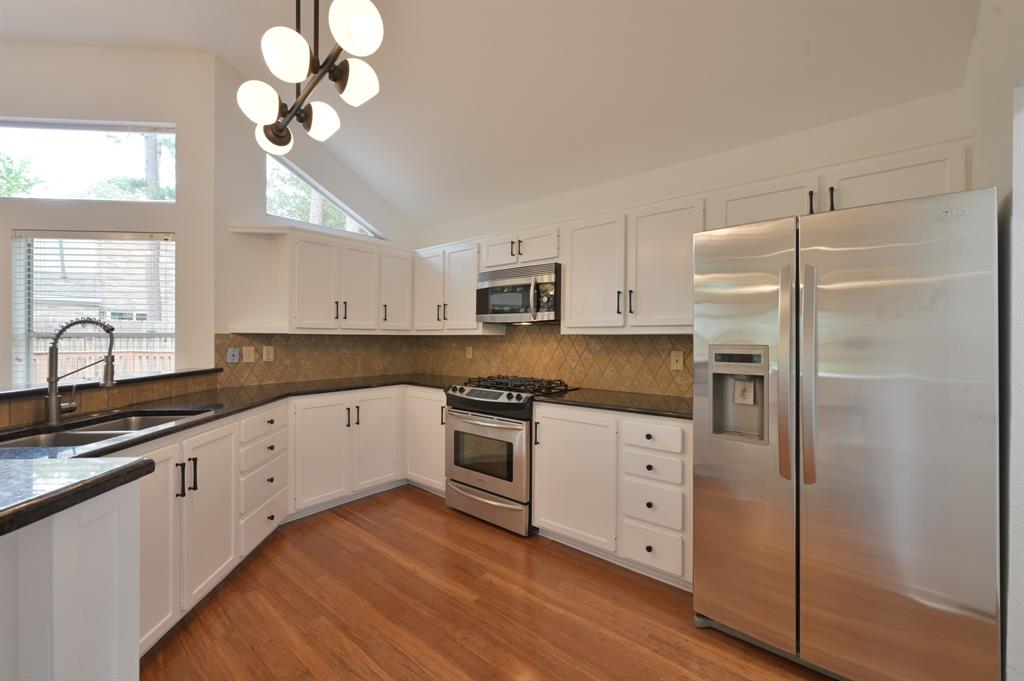 3 Shallow Pond Court, The Woodlands, Texas image 19