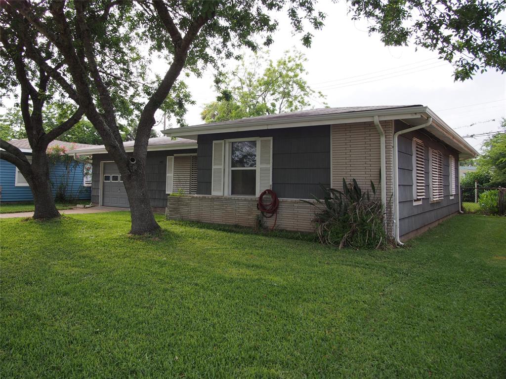 112 Tuna Street